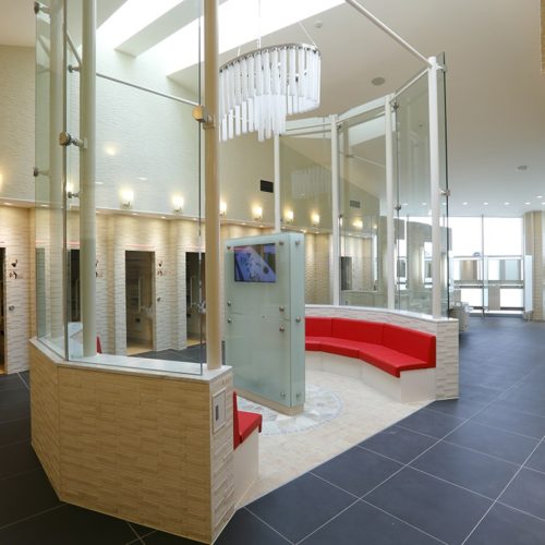 厚木PA上り線お手洗い棟【日本トイレ協会グッドトイレ選奨入選】